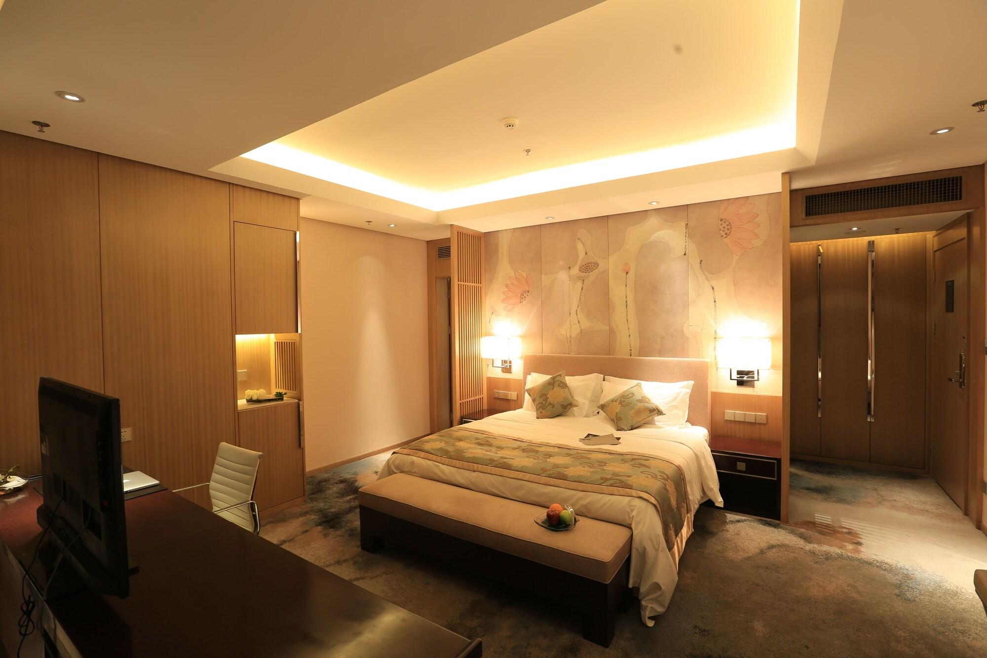 Yun Hotel Wuhan Luaran gambar