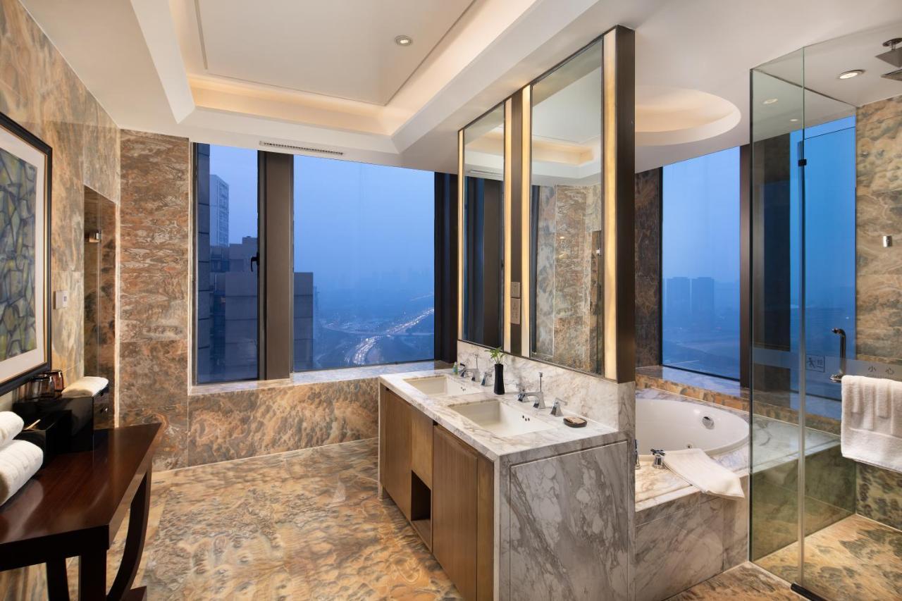 Yun Hotel Wuhan Luaran gambar