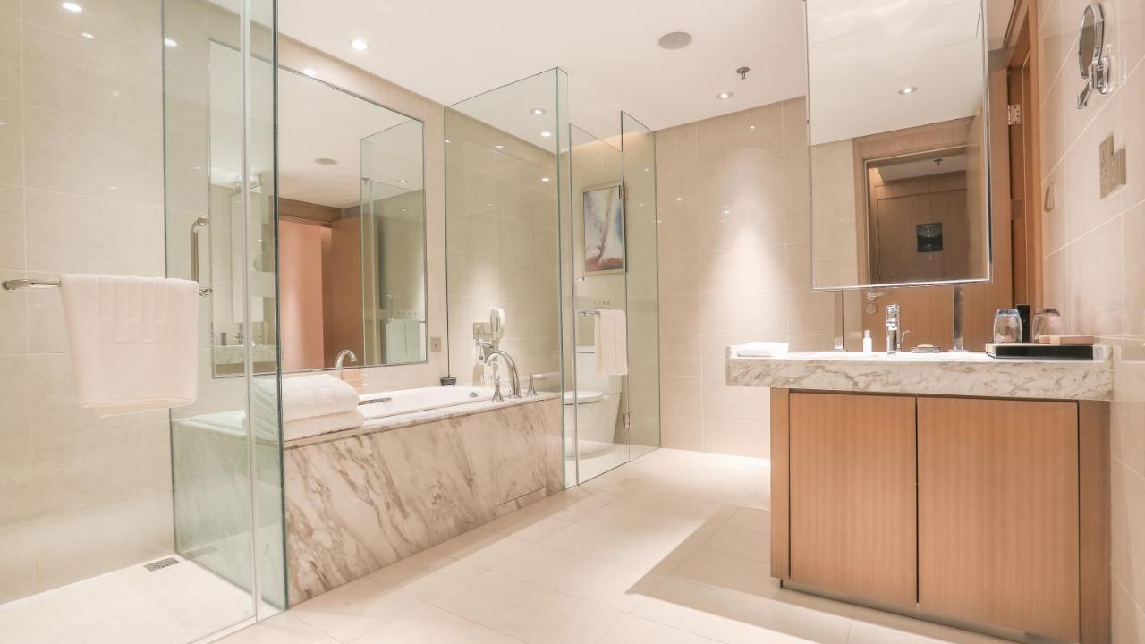 Yun Hotel Wuhan Luaran gambar